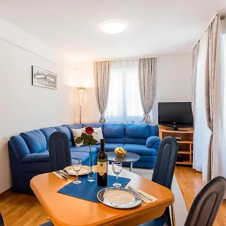Blue Lagoon Appartement *
