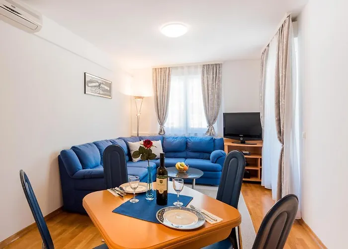 Blue Lagoon Apartman *